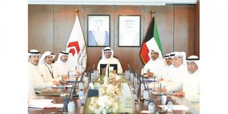 وزير الدفاع: تطوير منظومة الطيران المدني وتعزيز جاهزيتها بأعلى معايير الأمن والسلامة