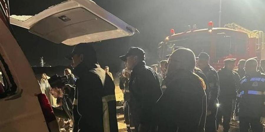 بالأسماء، إصابة 19 فتاة في انقلاب ميكروباص بسمالوط في المنيا