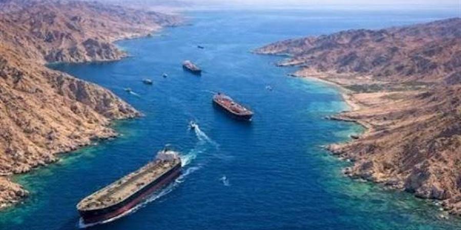 الخارجية الإيرانية: نحذر من أي تحرك عسكري في مضيق هرمز
