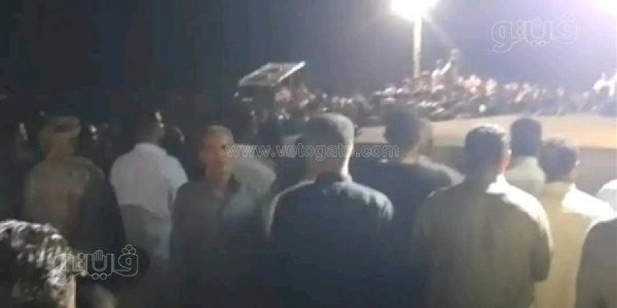 بينهم شقيقان، تشييع جثامين 3 عمال صرف صحي ضحايا بيارة بحر البقر بالشرقية (صور)