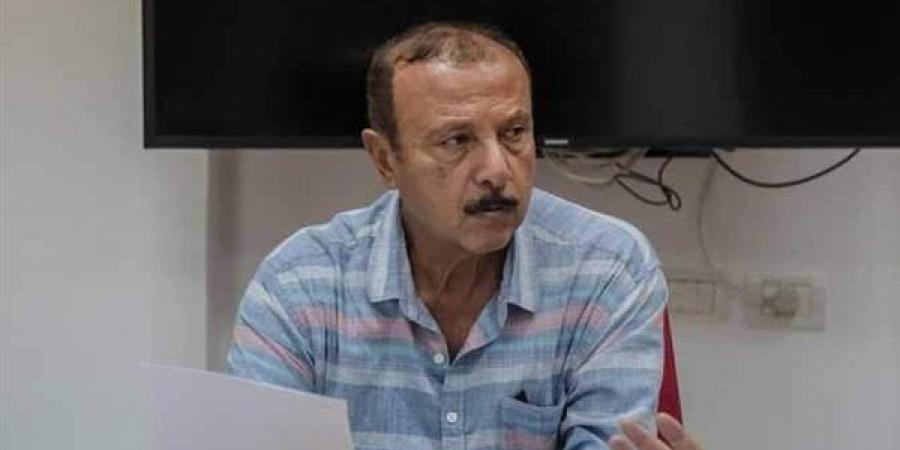 محسن صالح يطالب بإيقاف استيراد المدربين واللاعبين الأجانب