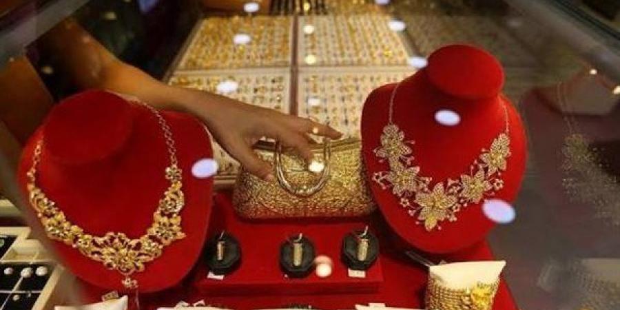 أخبار الاقتصاد اليوم.. الذهب يقفز 215 جنيها ويشعل محلات الصاغة والدولار يستقر بالبنوك ومصر تحافظ على تصنيفها كسوق ناشئة