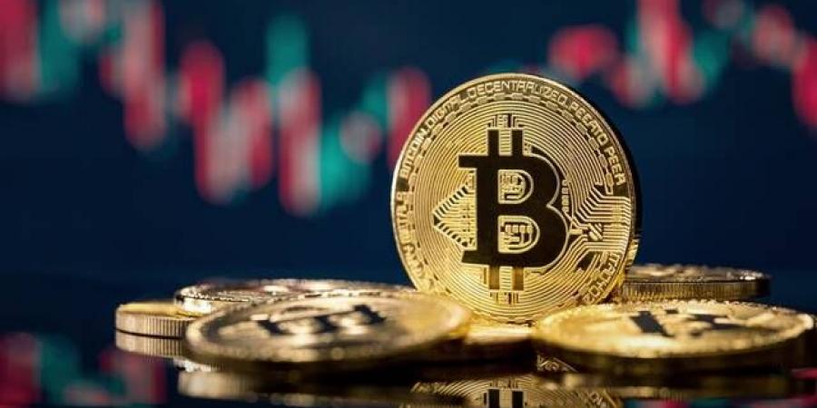 ارتفاع قياسى للبيتكوين مدفوعاً بدعوات تنظيمية وتراجع العائدات