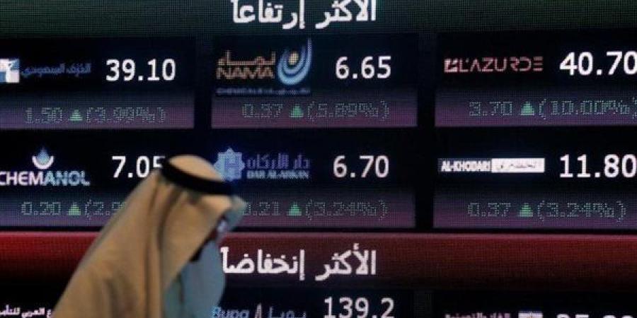 بدعم الأسهم القيادية، بورصة السعودية تتجه لأفضل أداء أسبوعي منذ مارس