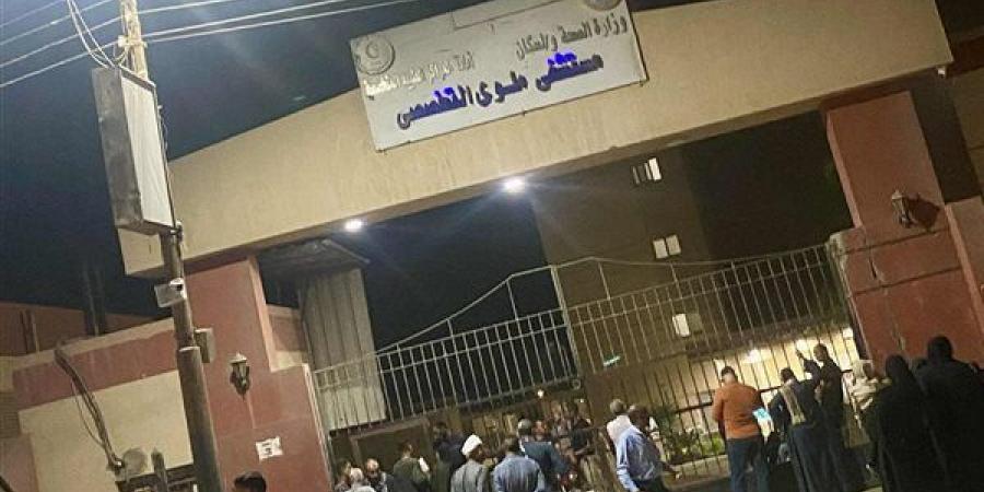 النيابة تباشر التحقيقات في مصرع 3 وإصابة 12 بحادث ميكروباص بصحراوي المنيا