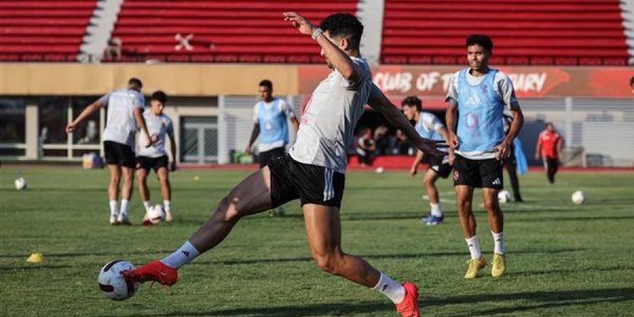 الأهلي يستأنف تدريباته استعدادًا لمباراة سموحة في الدوري الممتاز
