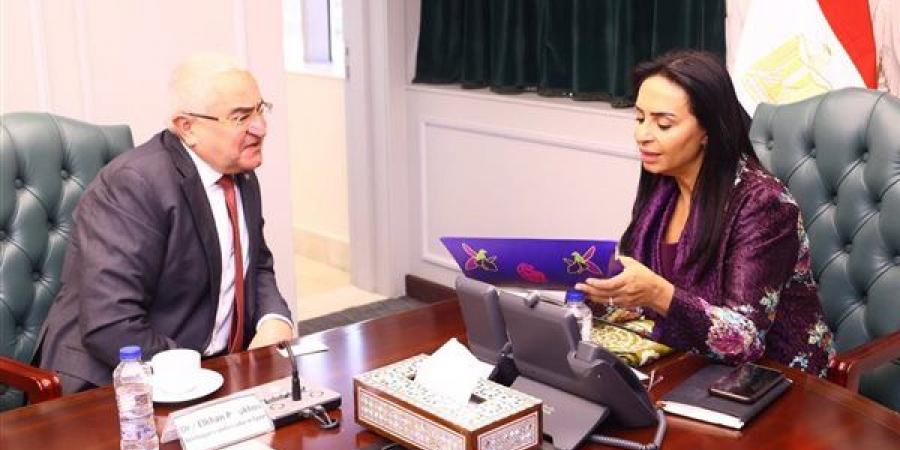 مصر وأذربيجان تبحثان فتح أسواق جديدة للحرف اليدوية وتعزيز التعاون في مجال المعارض