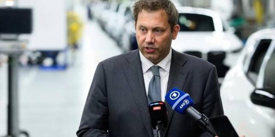 ألمانيا تستعد لفرض إجراءات تجارية أكثر صرامة ضد الصين
