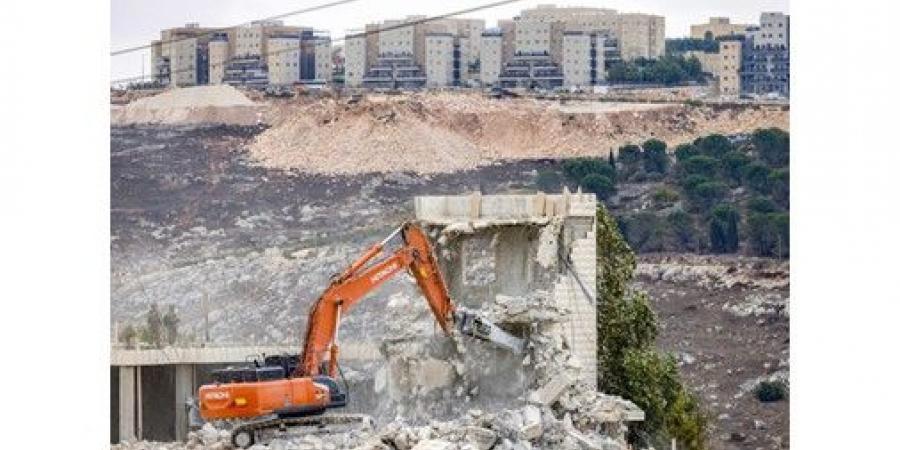 الأوضاع تتفاقم في الضفة المحتلة.. «الأغذية العالمي» يخفض مساعداته ومستوطنون يصعّدون اعتداءاتهم