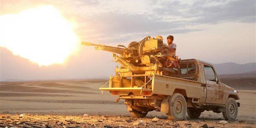إعلام يمني: الجيش قتل 18 شخصا من جماعة الحوثي وأصاب آخرين في تعز