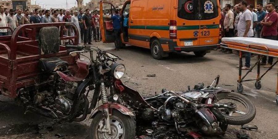 إصابة 3 أشخاص في انقلاب دراجة نارية بطريق كفر عوض في الدقهلية