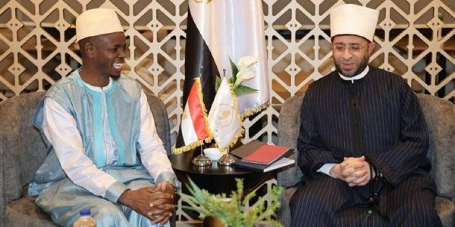 وزير الأوقاف يستقبل مفتي رواندا لبحث تعزيز التعاون الديني والعلمي