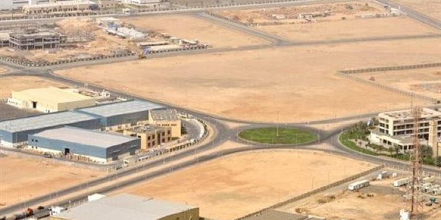 خبراء: الإيجار المنتهي بالتملك يوجه السيولة من الأراضي إلى خطوط الإنتاج