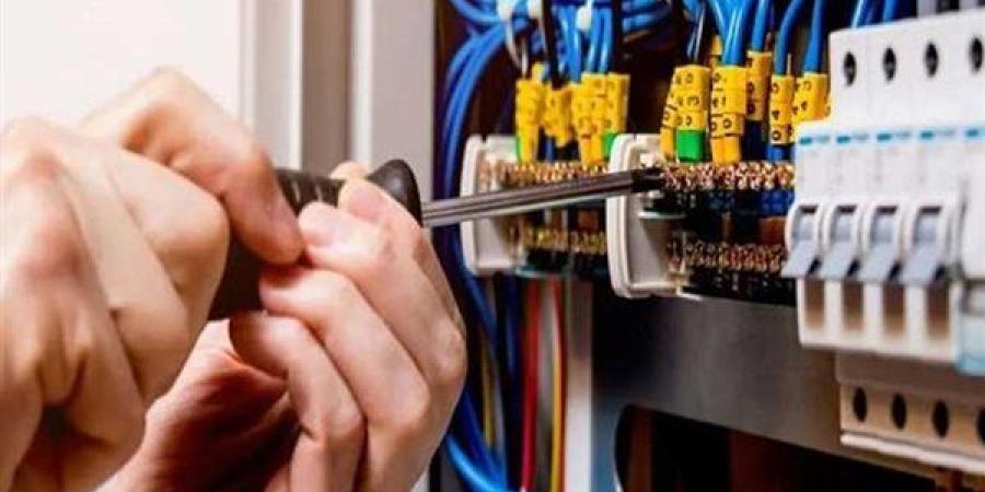 مفاجأة صادمة.. فاقد الكهرباء يصل إلى 36% رغم العدادات الكودية وتشديد العقوبات