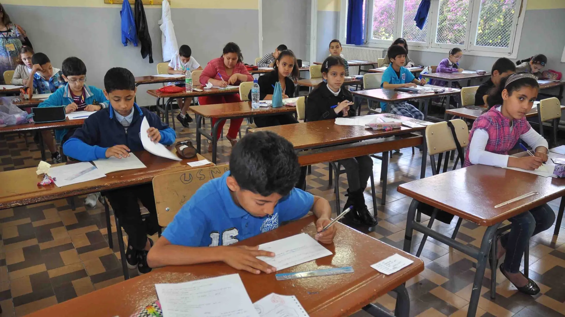 نقاط الفصل الثالث عبر فضاء أولياء التلاميذ بالجزائر